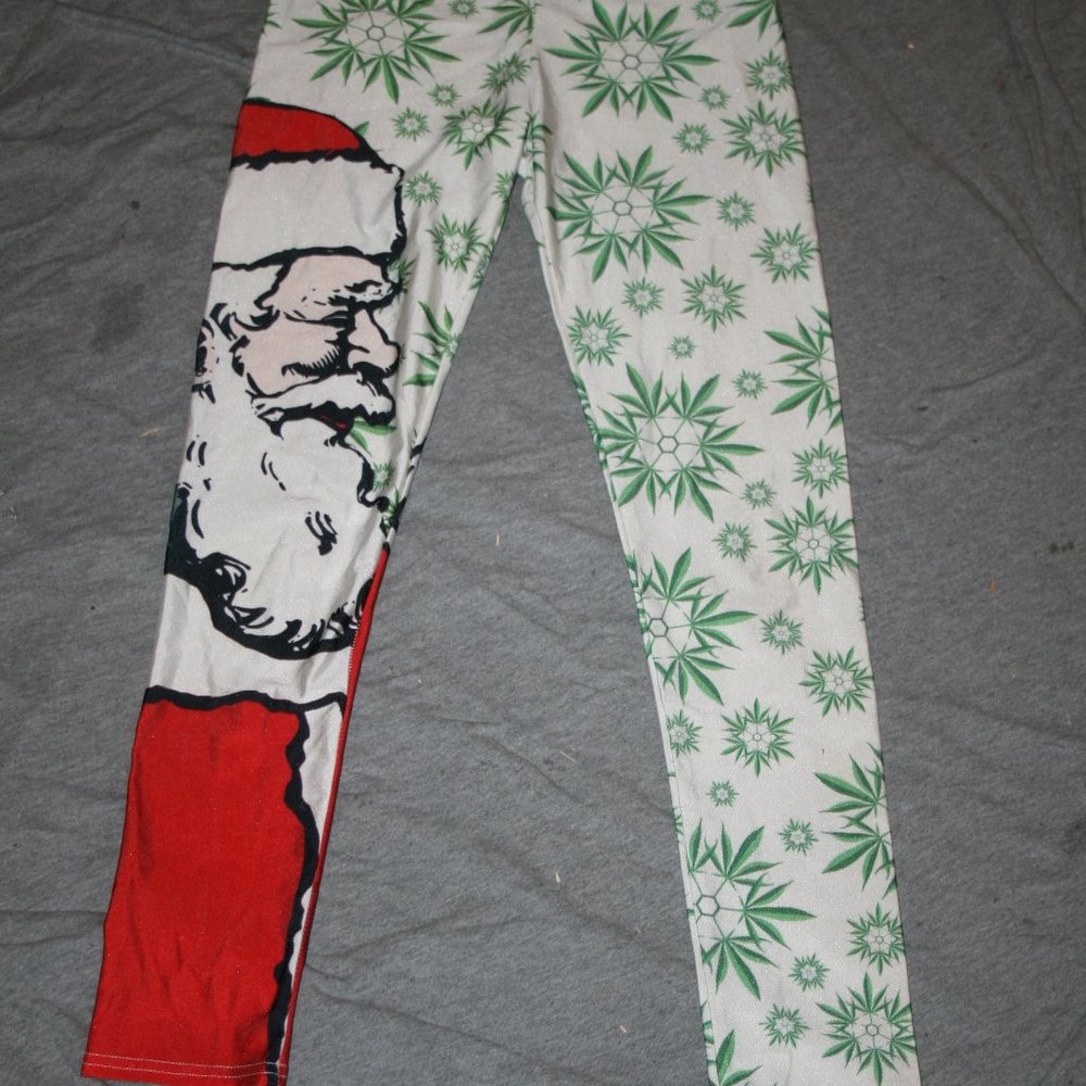Santa Clause blowing pot leaf snowflake leggings
